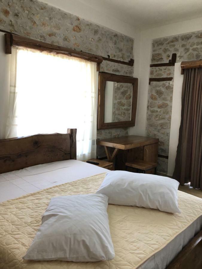 Vila Ilo Tushemisht Esterno foto
